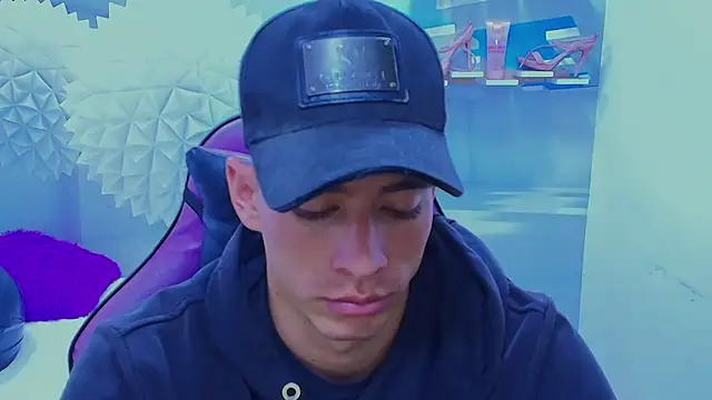 DEIBY BABY online show from November 2025 09:07:01 PM