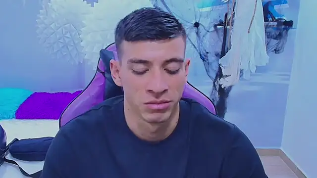 DEIBY BABY online show from November 2025 10:03:02 PM