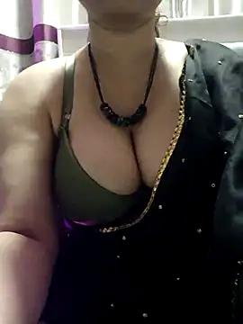 Sexybomb33 online show from March 2025 10:58:02 PM