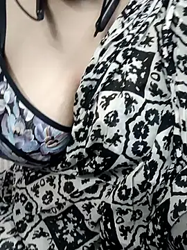 Sexybomb33 online show from February 2025 12:48:01 PM