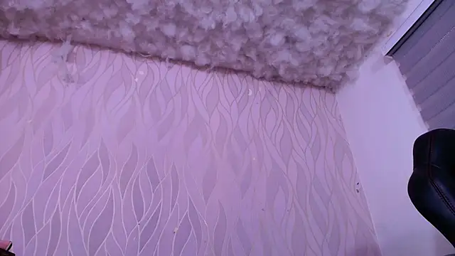 emyli sam online show from December 2024 06:08:01 PM