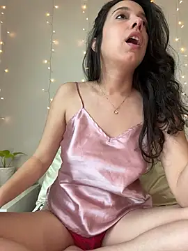 Natur4lBeautyb33 online show from January 2025 10:36:02 PM