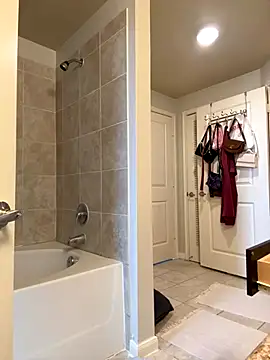 Snapshot of Natur4lBeautyb33 chatting on December 2025 08:35:02 PM Natur4lBeautyb33 online show from December 2025 08:35:02 PM