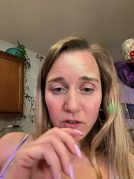 SkyelarSommer online show from February 2025 05:45:01 AM