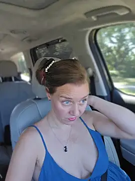 SkyelarSommer online show from April 2026 02:41:01 PM