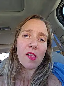 SkyelarSommer online show from February 2026 04:40:01 PM