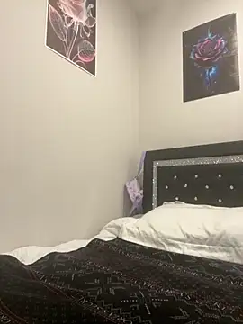 DominiqueX0 online show from September 2025 05:12:01 AM