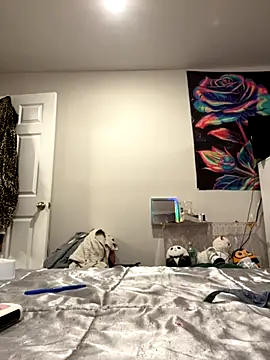 DominiqueX0 online show from October 2025 05:12:02 PM