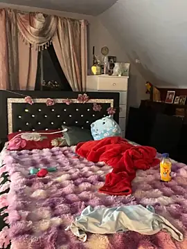 DominiqueX0 online show from April 2026 02:24:01 AM