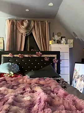 DominiqueX0 online show from April 2026 04:19:01 AM