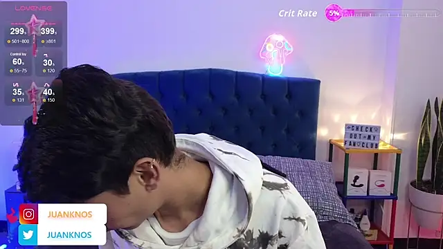 by pandora online show from October 2025 07:02:02 PM