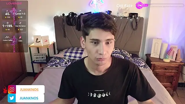 by pandora online show from October 2025 09:07:02 PM