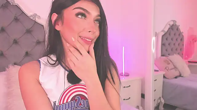 Snapshot of Victoria_Watsson chatting on January 2025 12:01:01 PM Victoria Watsson online show from January 2025 12:01:01 PM