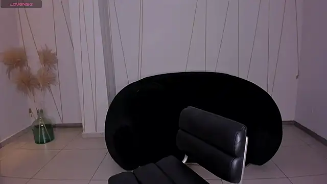 SunnyRivers online show from December 2025 03:33:01 PM