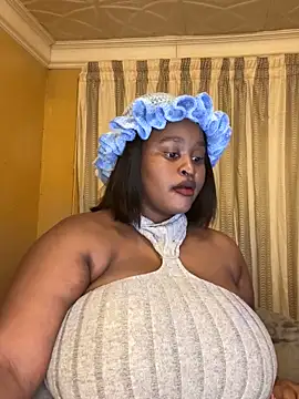 KnockoutBestie online show from April 2026 07:17:01 PM