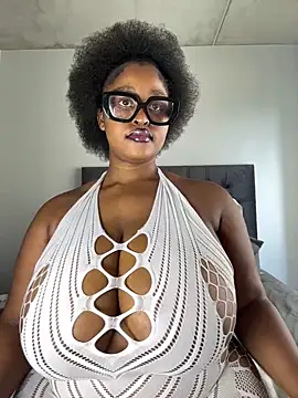 KnockoutBestie online show from March 2025 07:19:01 AM