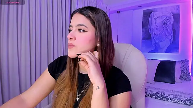 nathalie rivers online show from February 2026 11:31:02 AM