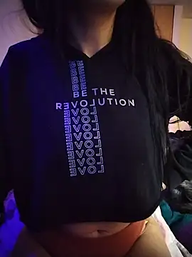 LissaThompsom online show from October 2025 09:00:01 PM