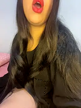 Mayacrayzi online show from November 2025 10:25:02 AM