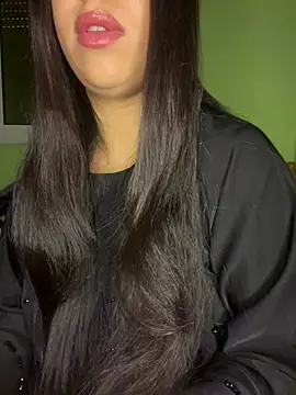 Mayacrayzi online show from February 2026 10:35:02 AM