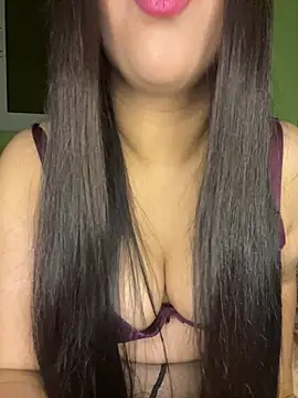 Mayacrayzi online show from January 2026 07:12:01 PM