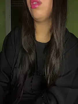 Mayacrayzi online show from April 2026 06:27:02 PM