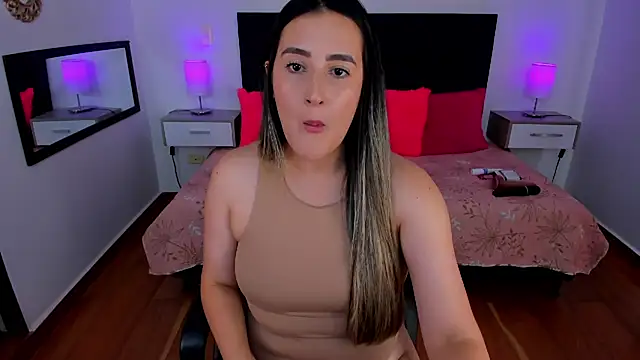 Hanna86 online show from October 2025 08:31:02 PM