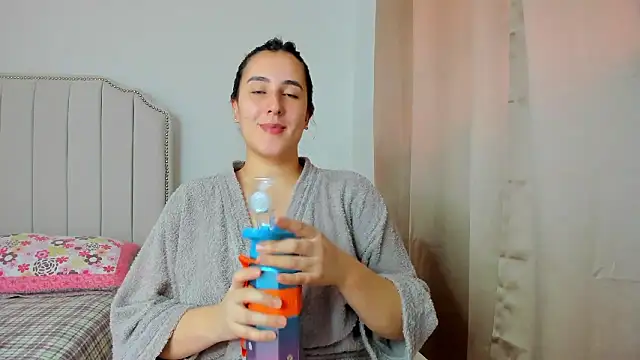 Hanna86 online show from January 2026 04:02:02 PM