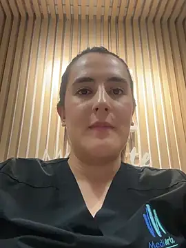 Hanna86 online show from March 2026 07:18:02 PM