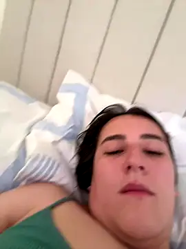 Hanna86 online show from December 2025 03:51:02 PM