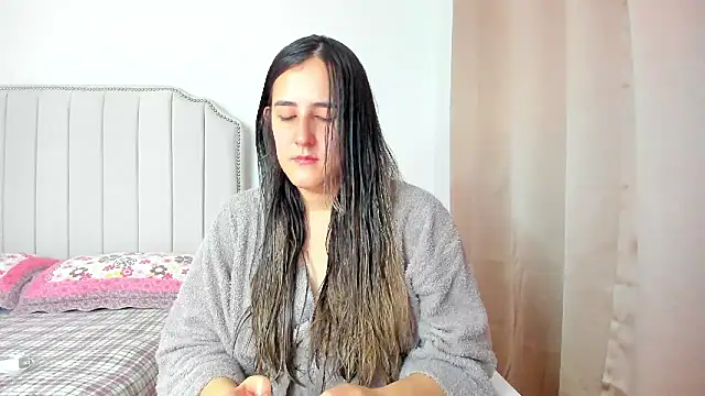 Hanna86 online show from January 2026 01:17:02 PM