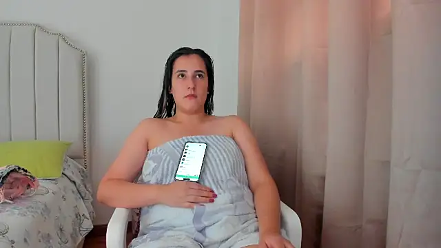 Hanna86 online show from November 2025 06:01:02 PM