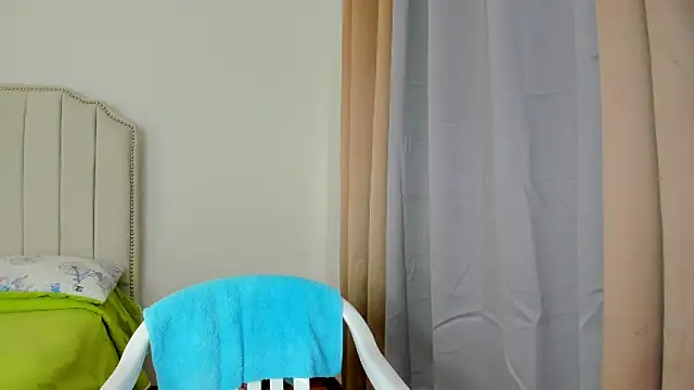 Hanna86 online show from February 2026 04:36:02 PM