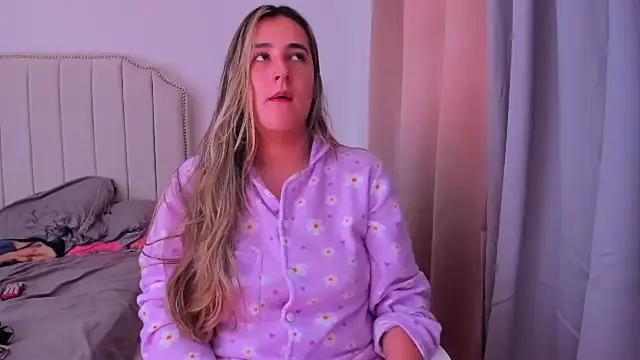 Hanna86 online show from April 2026 01:56:01 PM