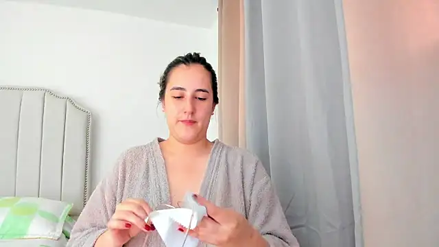 Hanna86 online show from June 2026 04:57:01 PM