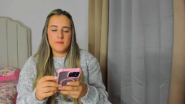 Hanna86 online show from April 2026 01:22:02 AM