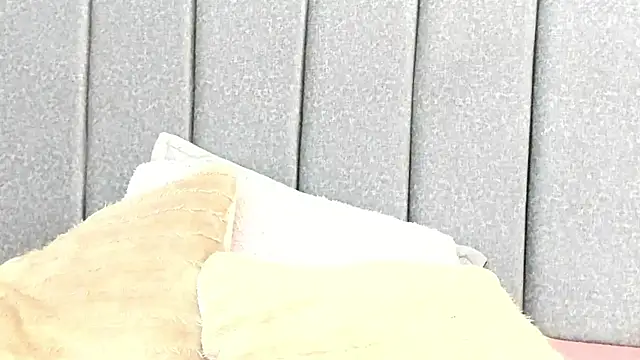 samantha stan online show from November 2025 01:11:01 PM