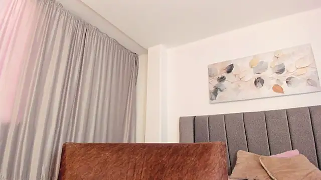 samantha stan online show from April 2026 12:18:02 PM