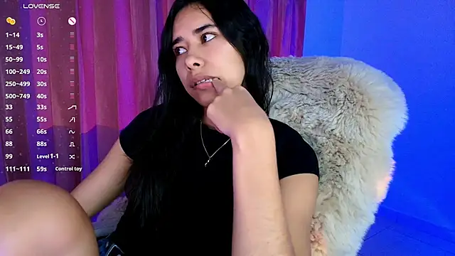 Snapshot of AmyOlimpo chatting on September 2025 12:00:02 AM AmyOlimpo online show from September 2025 12:00:02 AM