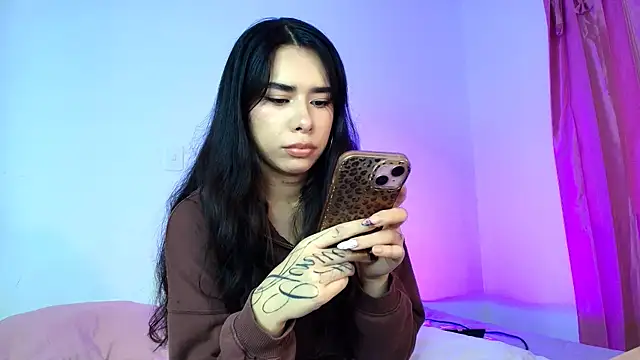 AmyOlimpo online show from April 2026 11:11:01 PM