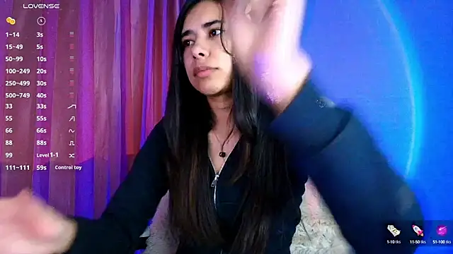 Snapshot of AmyOlimpo chatting on September 2025 10:52:01 AM AmyOlimpo online show from September 2025 10:52:01 AM