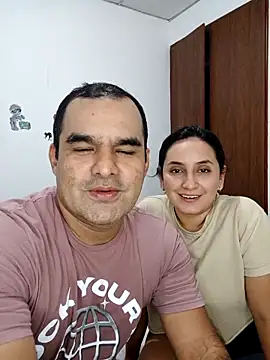 Angeelus2 online show from November 2025 03:56:02 PM