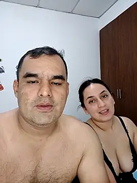 Angeelus2 online show from April 2026 09:39:33 PM