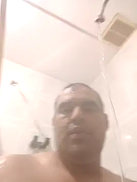 Angeelus2 online show from April 2026 03:51:02 PM