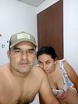 Angeelus2 online show from November 2025 03:38:01 AM