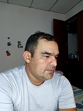 Angeelus2 online show from April 2026 04:24:02 PM