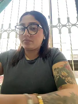 croftsmila online show from September 2025 10:21:01 PM