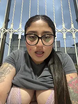 croftsmila online show from April 2026 11:00:02 PM