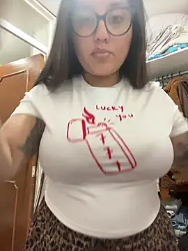 croftsmila online show from February 2026 11:16:01 PM