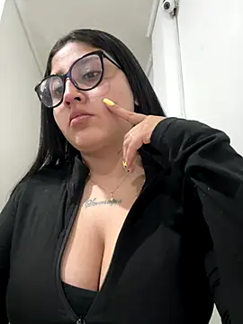 croftsmila online show from October 2025 11:49:02 PM